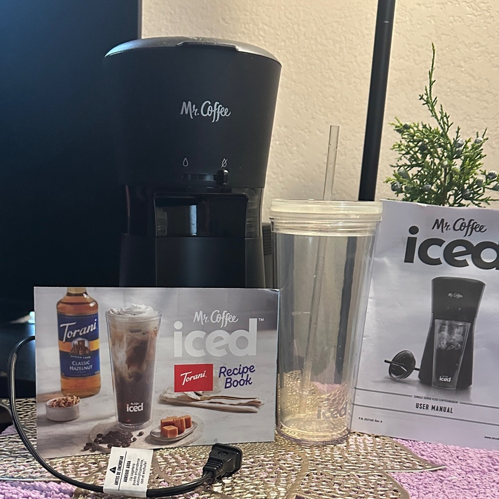 Mr. Coffee Black Iced Coffee Maker